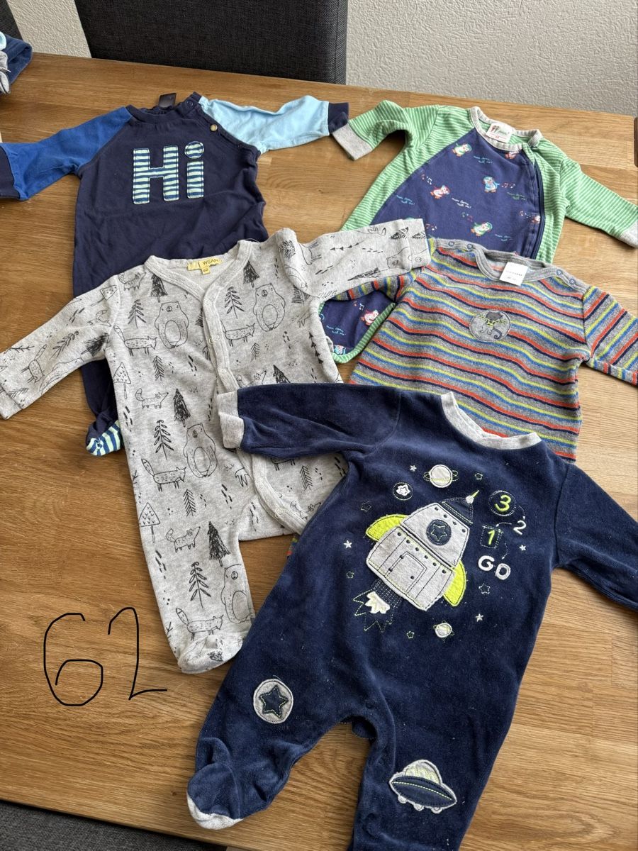 Lotti & Set di vestiti: Babykleider Grösse 50-68 – Nuovo (secondo la descrizione) da Unteriberg venduto da kar_x6ms 4