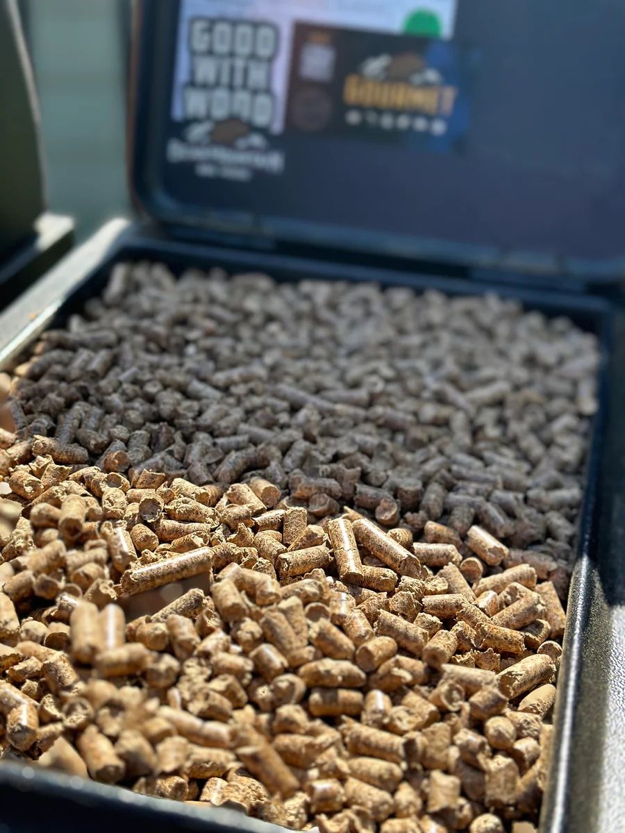 Articoli in legno: BBQ Grill Pellets 9kg – Nuovo e nell'imballaggio originale da Dierikon venduto da MarkoPa 2