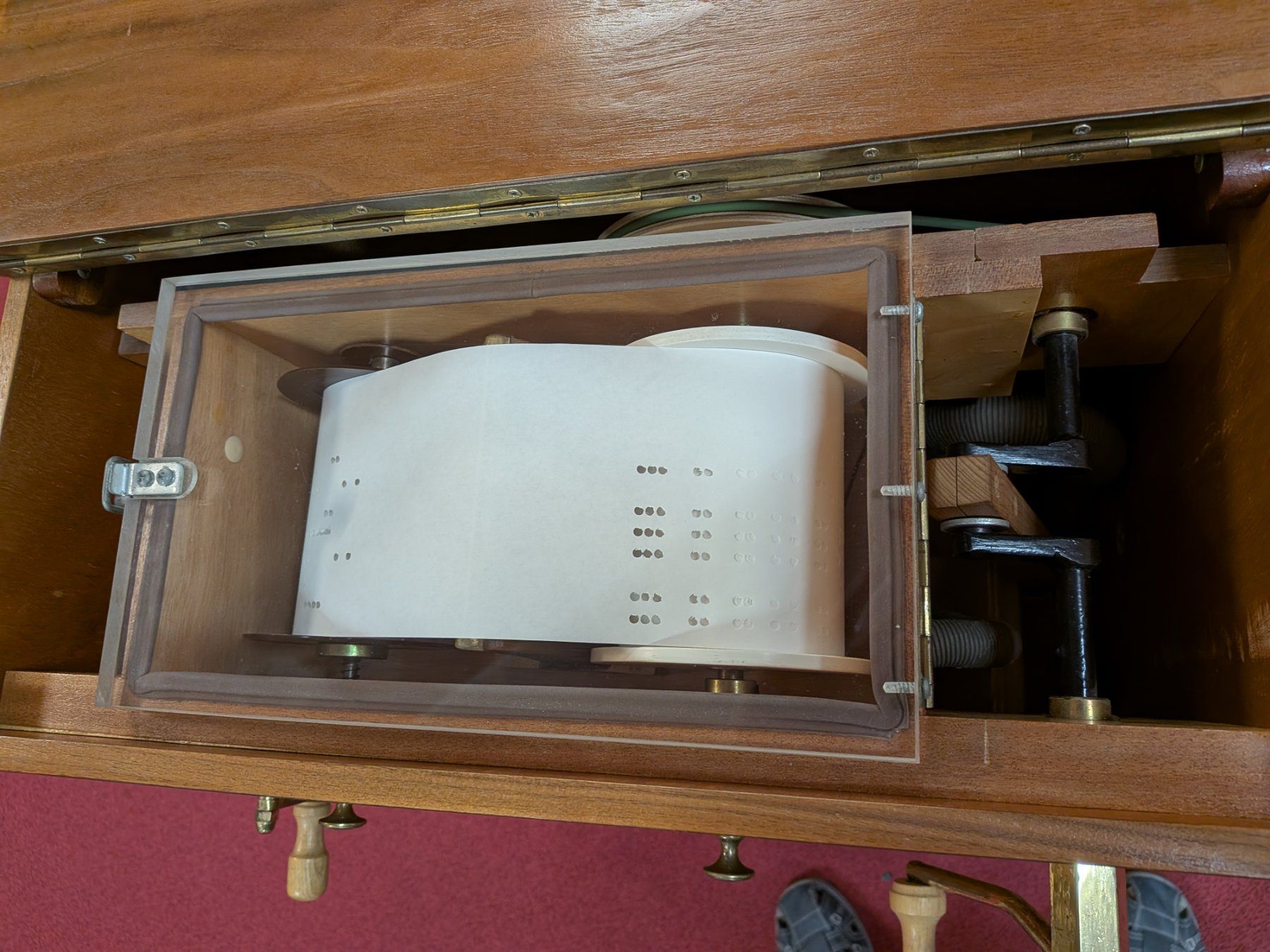 Strumenti musicali: Top 20er Schlemmer Drehorgel, mit Wagen und 8 Musikrollen – Usato da Schönenwerd venduto da kybi 1