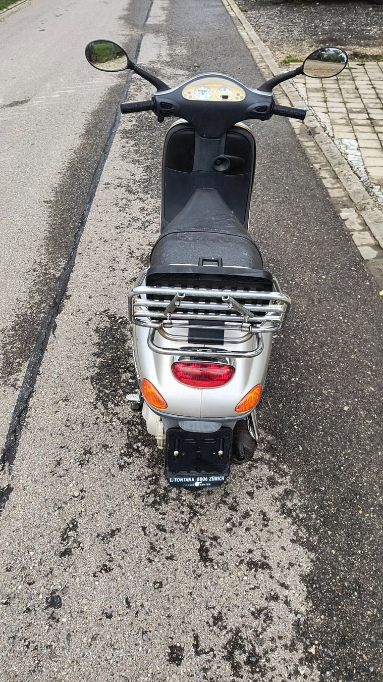 Piaggio Scooter: Piaggio Vespa ET2 50ccm – Difettoso da Neunkirch venduto da Guschti-Broesmeli 9