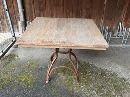 Rustikaler Vintage Tisch, quadratisch, 90 x 90 cm