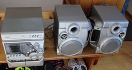 Musikanlage von *JVC* (RW)