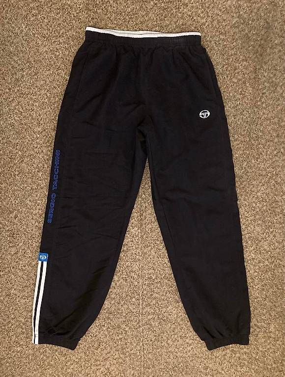 Hosen: Bas de survêtement Sergio Tacchini noir – Gebraucht aus Genève von Gregzy