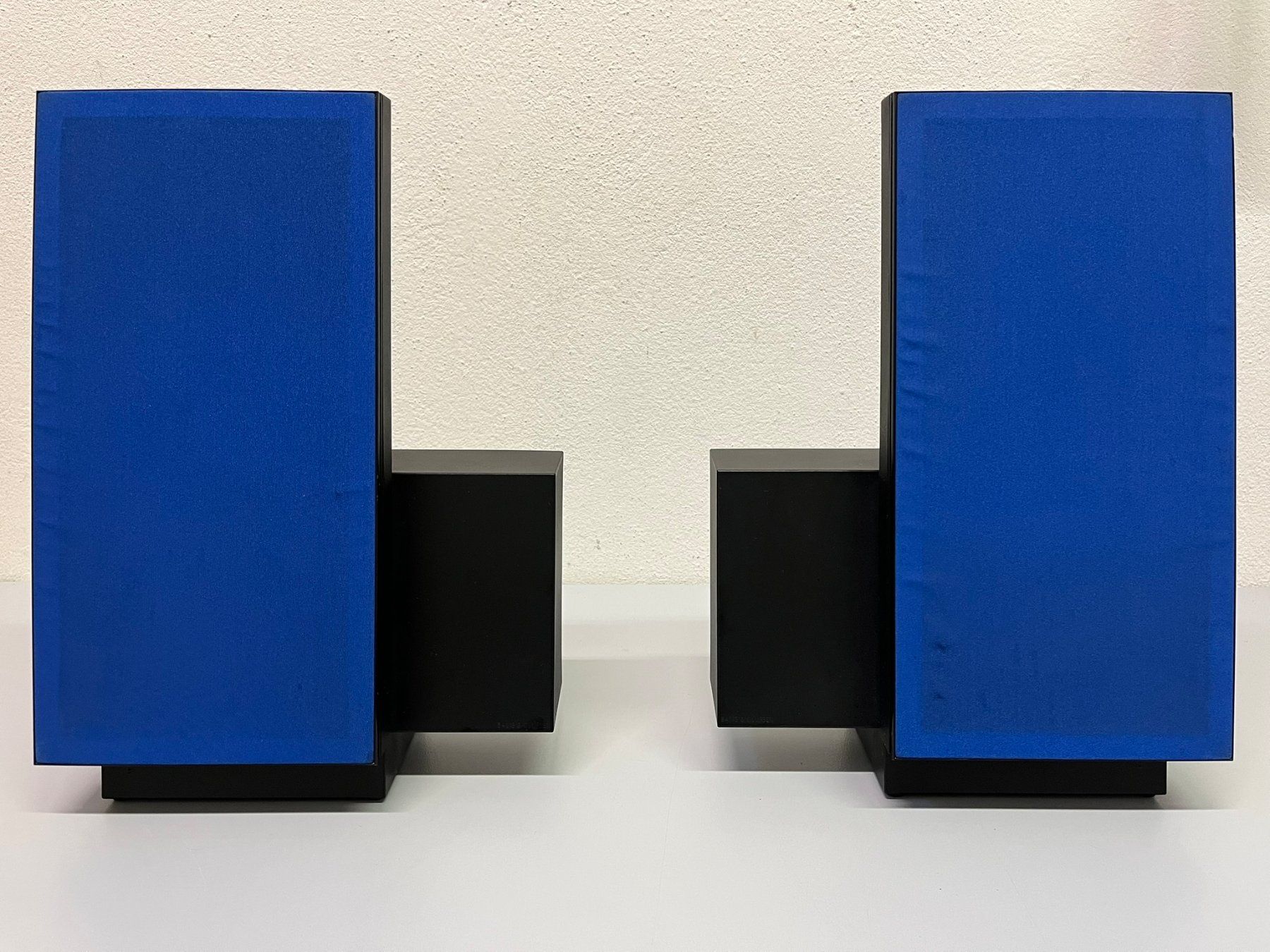 Bang & Olufsen Casse acustiche: BeoLab 2500 Blau – Usato da Hochdorf venduto da av-electronics