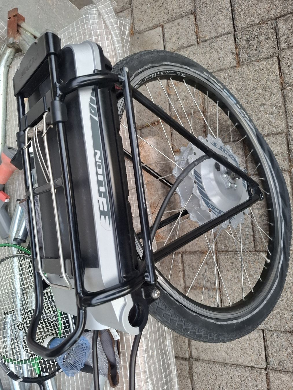 Pneus & Roues: Ebike Hinterrad mit Akku – Défectueux à Balterswil par schnecke89 4