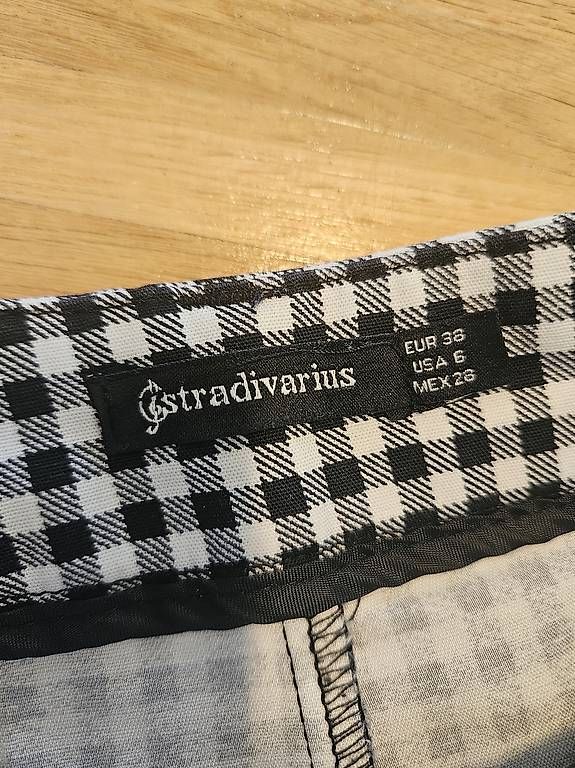 Pantaloni: Hosen Set Karo/Vichy – Usato da Zürich venduto da leonard014 4
