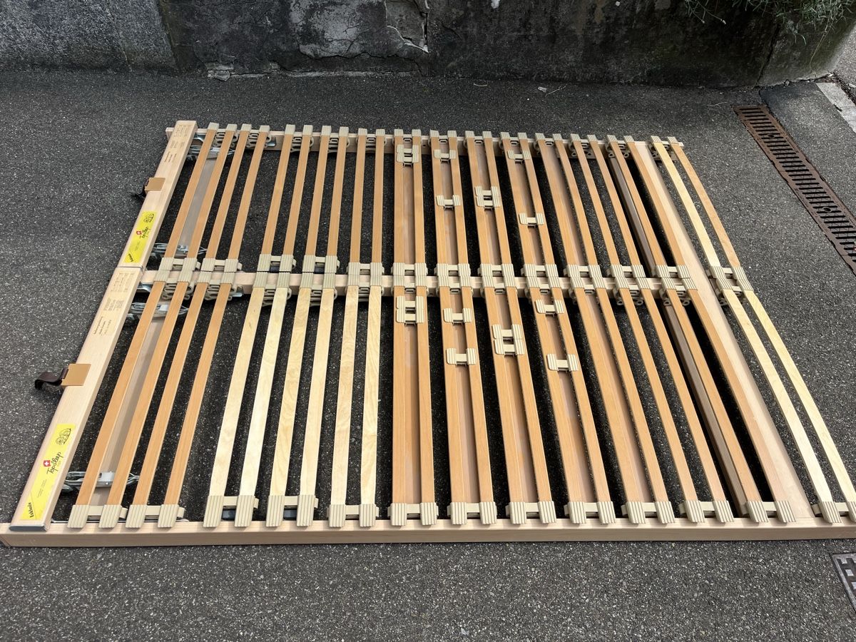 Letti: Doppelbett 160x200 – Usato da Zürich venduto da nachbaro 2
