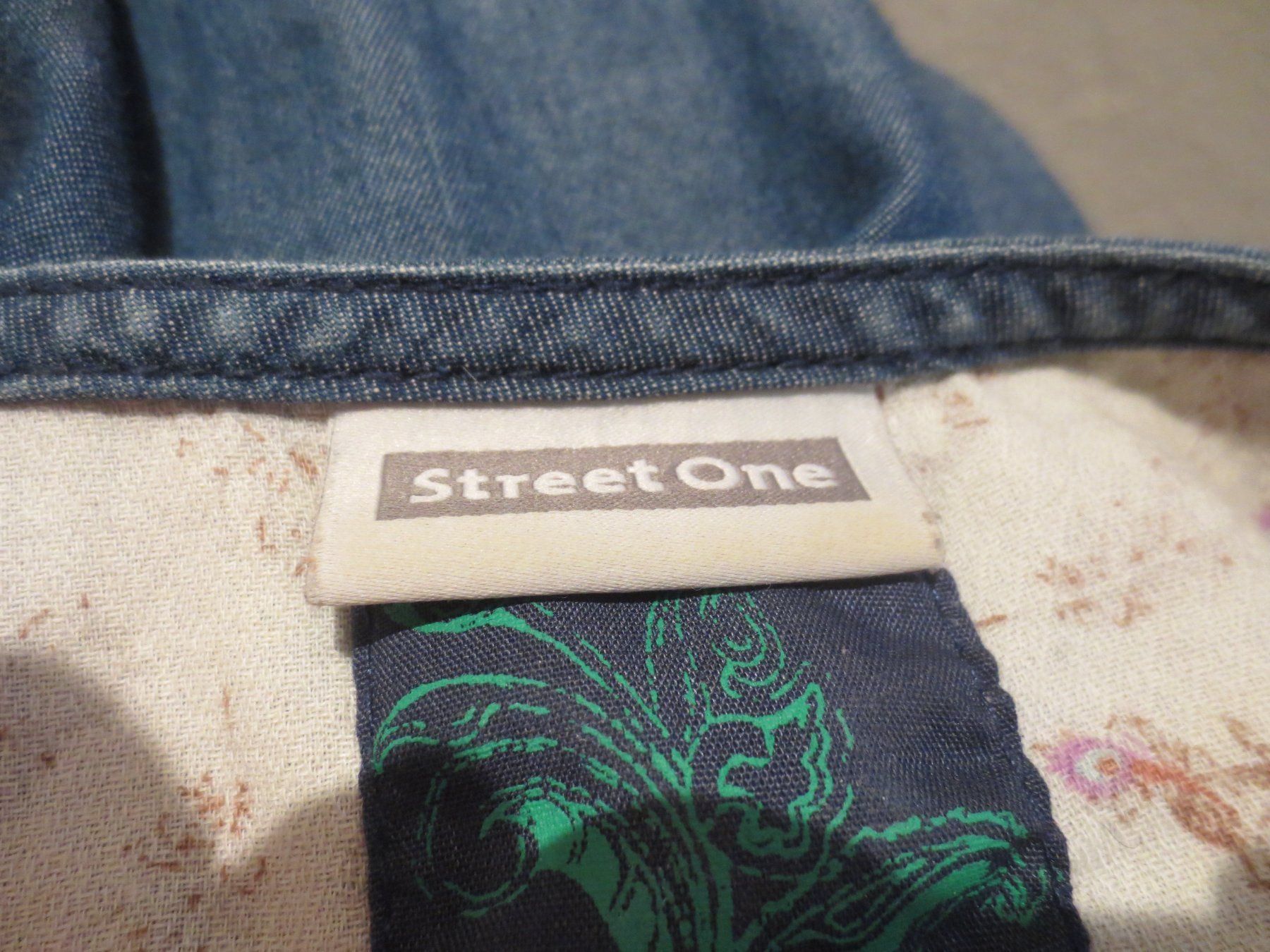 Vestiti: Street One Jeans Röckli Gr. 40 – Usato da Männedorf venduto da Livingston 5