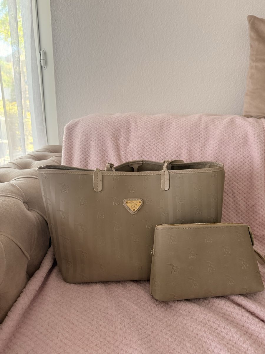 Maison Mollerus Borse da donna: Maison Mollerus Bern Shopper – Usato da Adliswil venduto da jasmine.k.m
