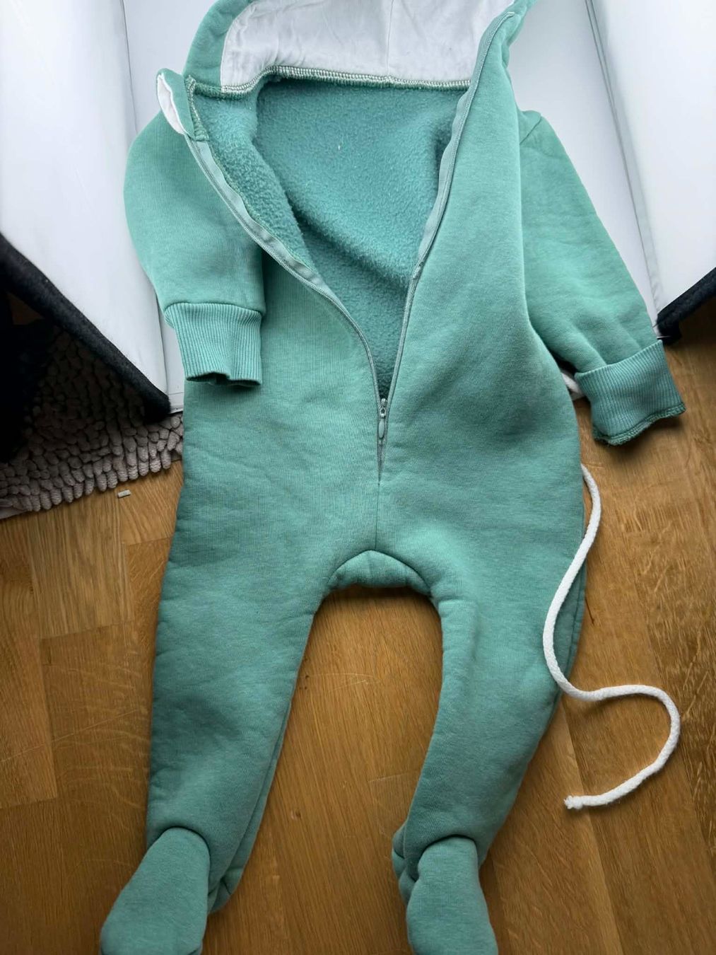 Completi: Winter Baby Overall – Difettoso da Riehen venduto da edu_92w7