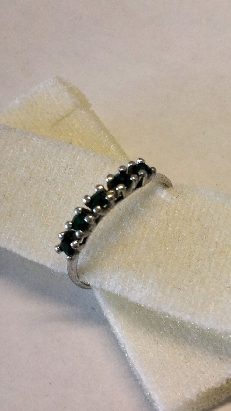 Anelli: Ring mit grünen Steinen – Usato da Ittigen venduto da amstraad 1