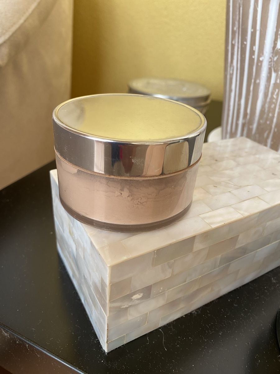 Clinique Make-up: Clinique Blended face powder 04 Transparency – Usato da Belmont-sur-Lausanne venduto da chu_vxf5