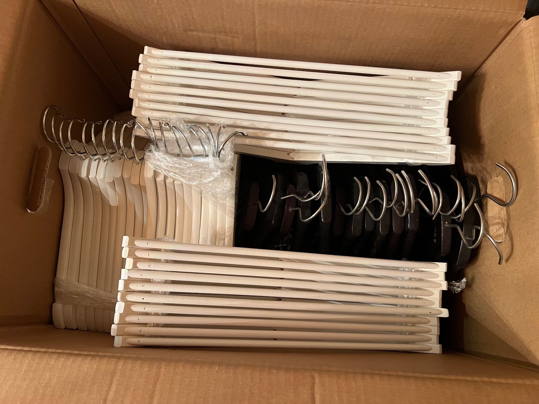 Ikea Cintres: IKEA Kleiderbügel neu!! 8 x 10 er Pack – Neuf avec emballage d'origine à Bern par GarageSale31 4