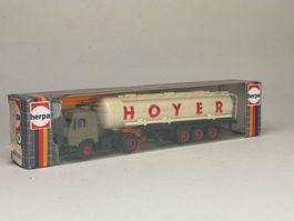 GB- Herpa Mercedes Hoyer Tanksattelzug
