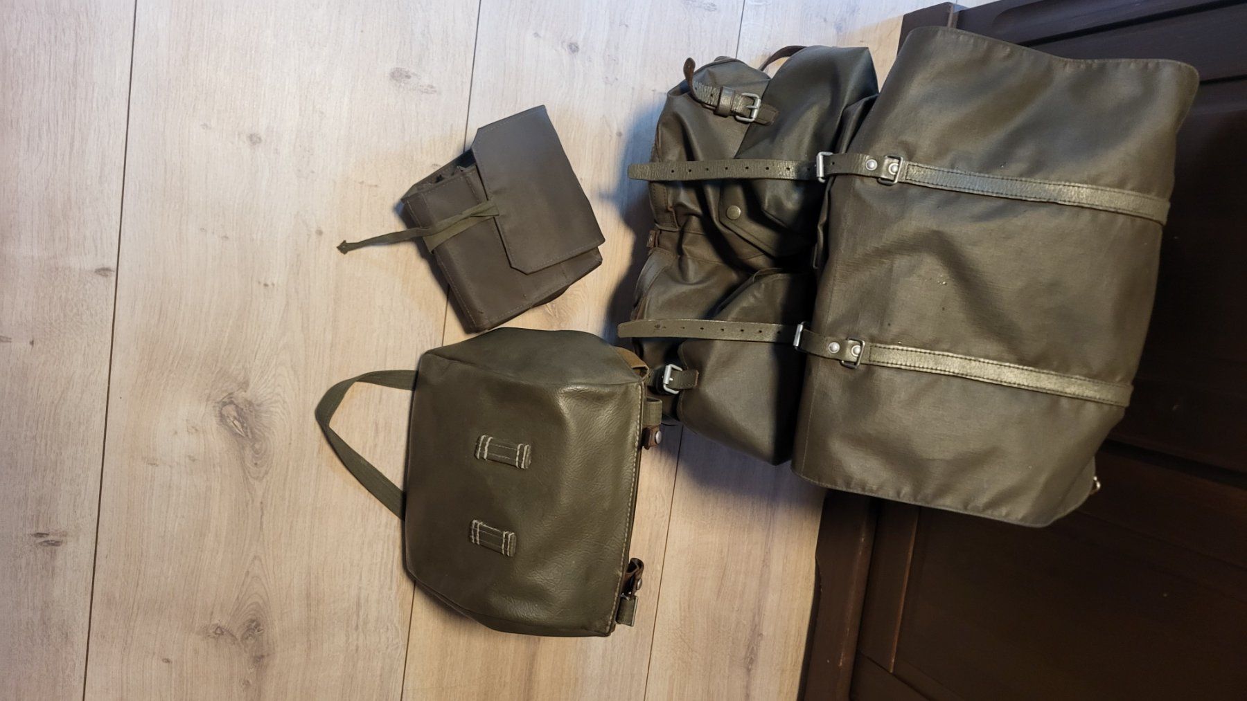 Schweizer Armee Zaini: Original Schweizer Armee Packtasche, – Usato da Bonau venduto da Jaco82