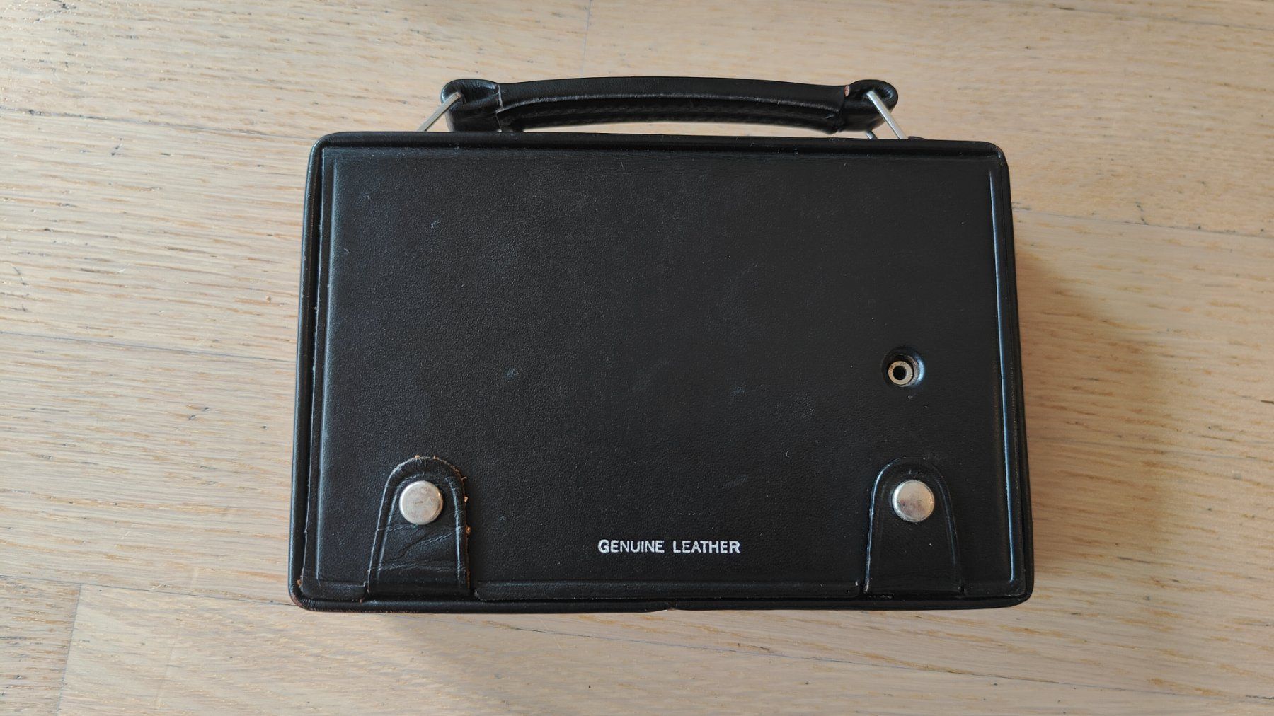 Radio: RCA Victor transistor portable radio 1962 – Usato da Meyrin venduto da bla_z925 3