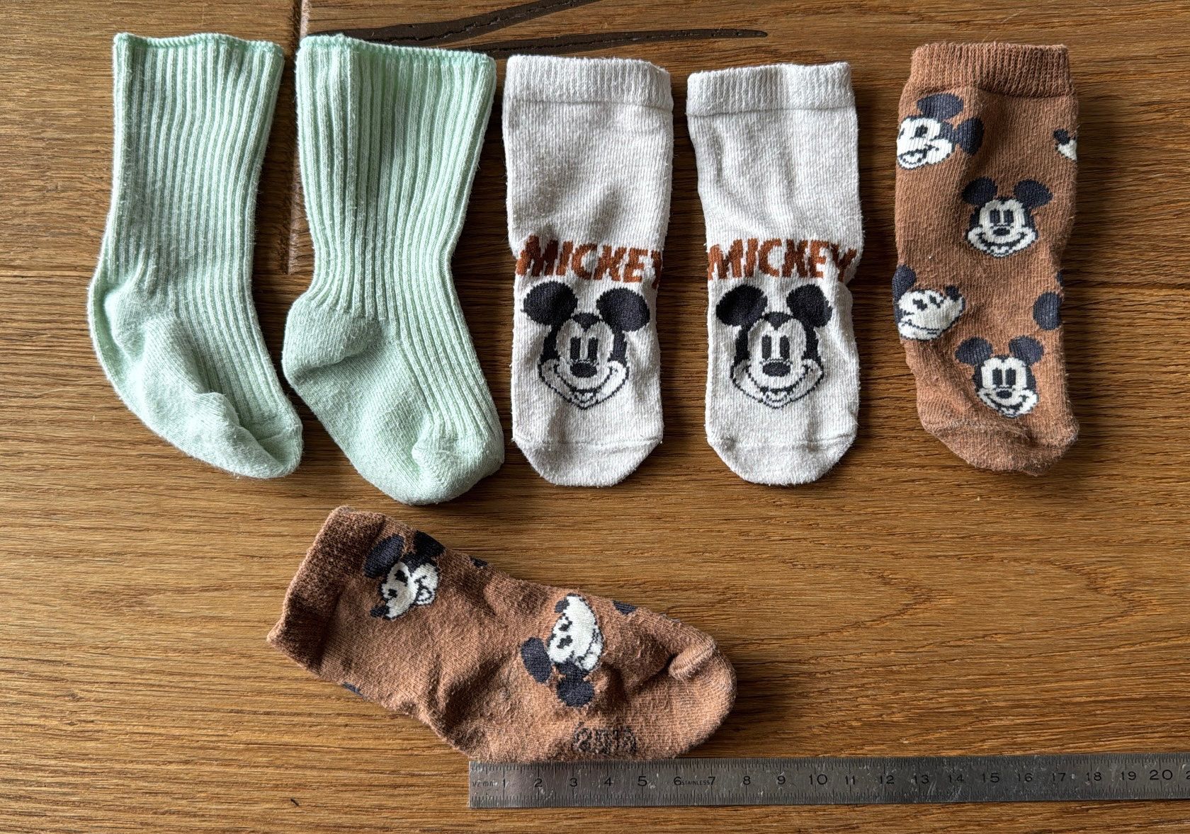 Socken für Kinder: 3 Paar Babysocken – Gebraucht aus Rapperswil BE von NickiEdge