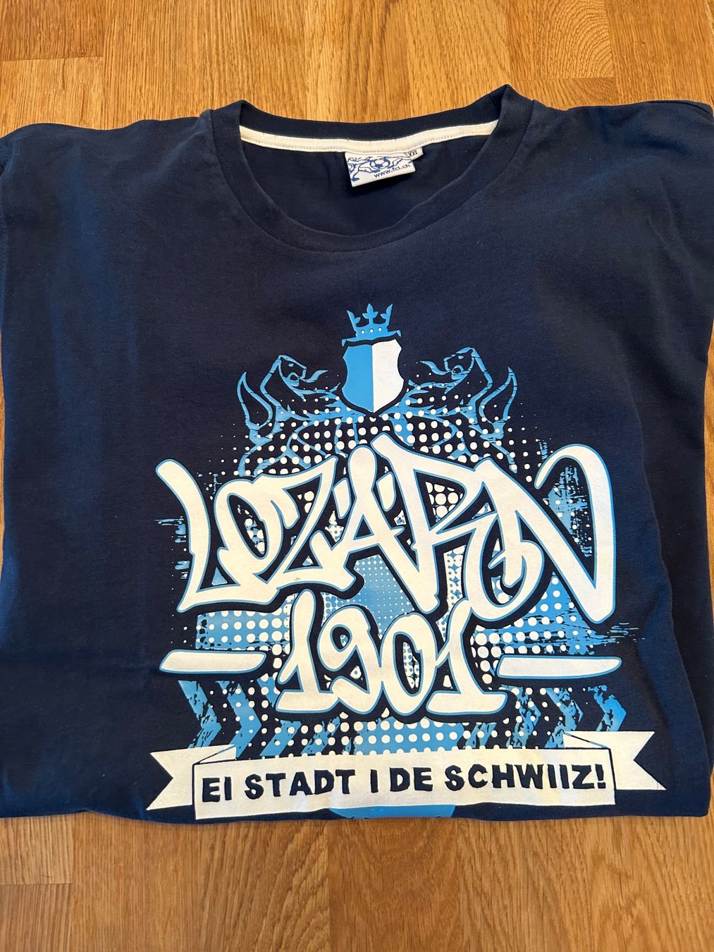 T-shirt: Freizeit Shirt vom FC Luzern – Usato da Buchrain venduto da arm_x8dj