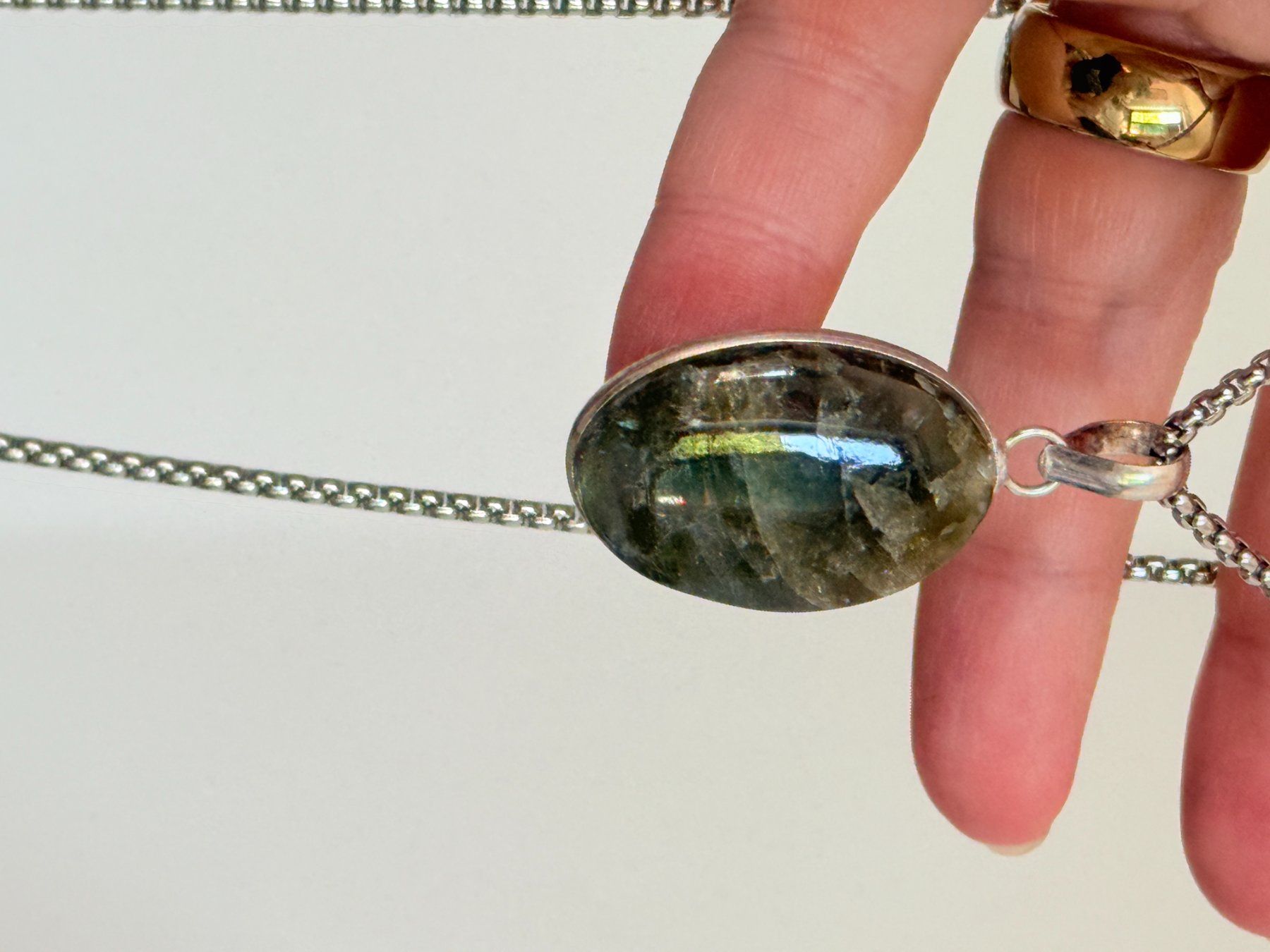 Catenine: Collier avec pendentif en pierre naturelle labradorite – Nuovo e nell'imballaggio originale da Genève venduto da AWWA 5