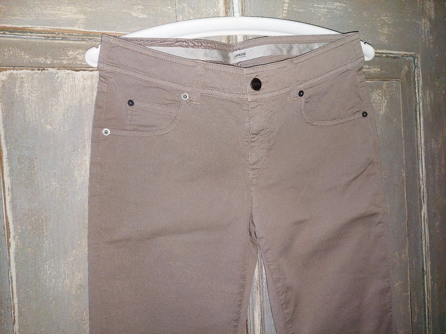 Armani Jeans: Armani Collezioni . beige 27 – Neu und originalverpackt aus Besenbüren von teluride89 2
