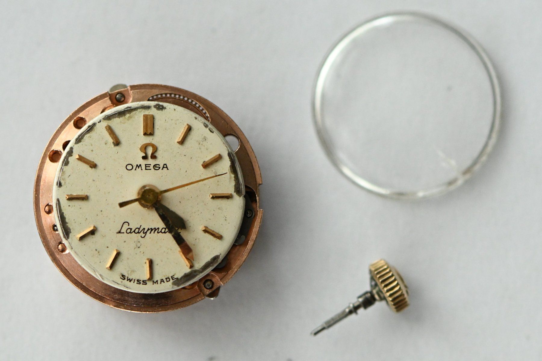 Omega Montres: OMEGA Ladymatic Uhrwerk – D'occasion à Ehrendingen par nicoro50