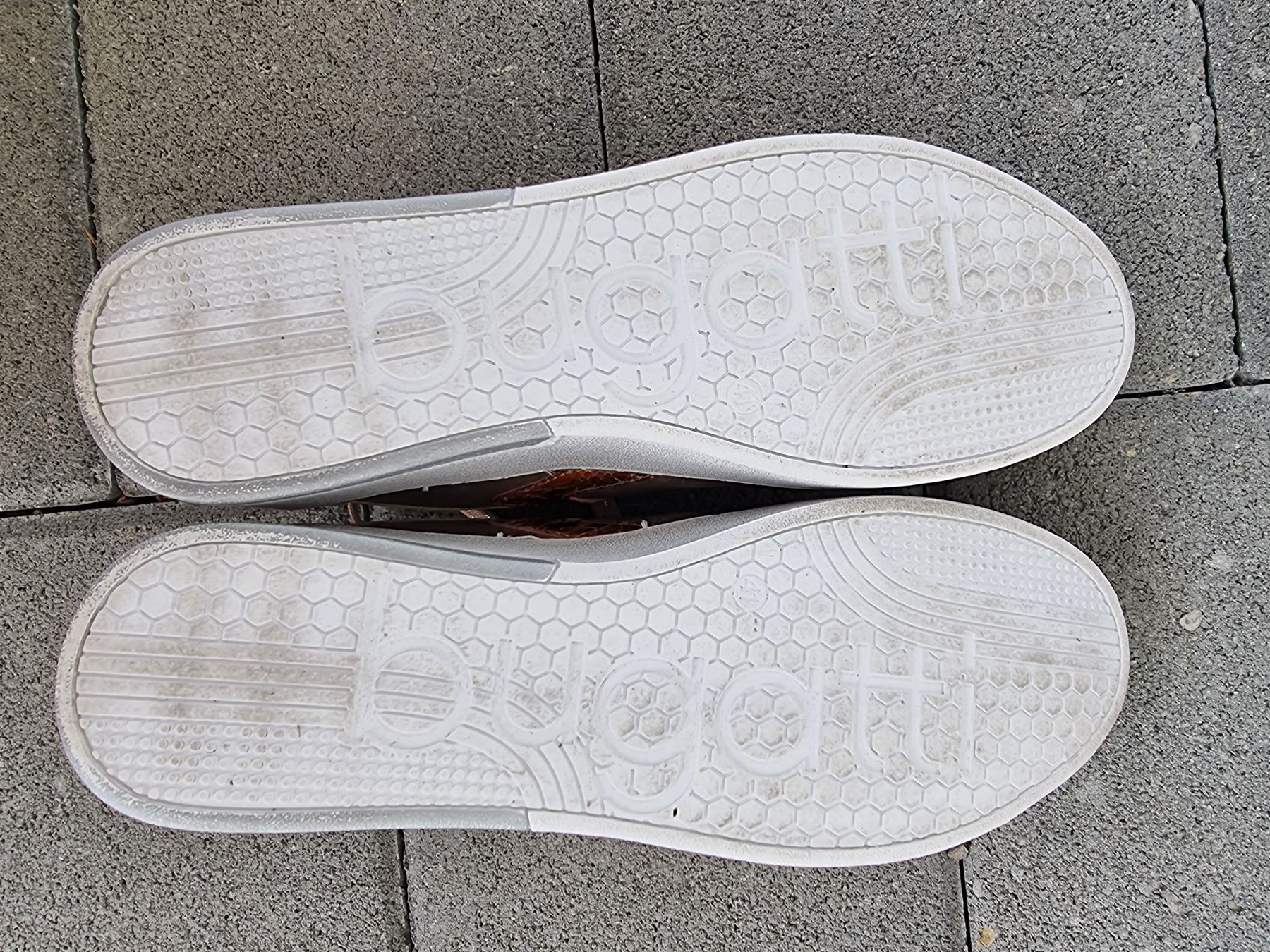 Bugatti Damenschuhe: BUGATTI sneakers femme, p.41 – Gebraucht aus St-Gingolph von GoldenKeys 8