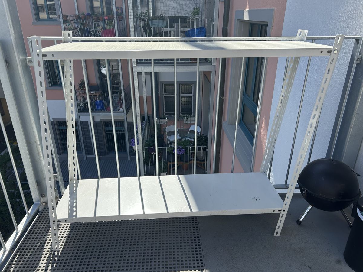 Scaffali: Metall Regal für Balkon oder Garten – Difettoso da Zürich venduto da samouchou