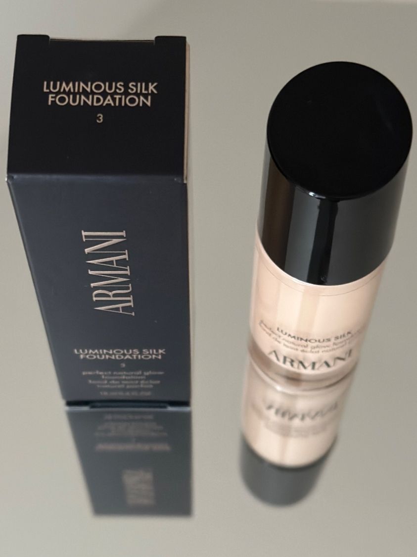 Armani Make-up: ARMANI Luminous Silk Foundation N°3, NEU 18ml – Nuovo e nell'imballaggio originale da Zürich venduto da methee1107 2
