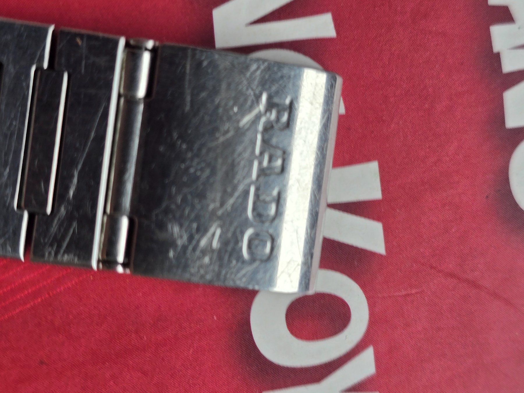 Rado Uhren: 151 Rado Quartz Date – Gebraucht aus Muri AG von Corredor 8