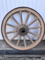 Antikes Wagenrad Holz 91cm Durchmesser