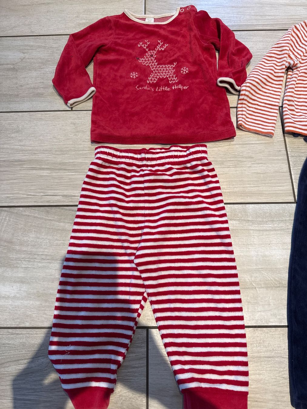 Lotti di vestiti: Pijama Set 86- 92, warm. 2 Stück – Usato da Gelterkinden venduto da Familienferien 1