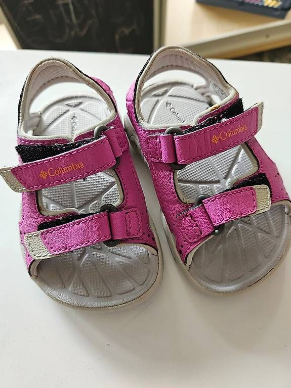 Columbia Schuhe für Jungen: Columbia Baby Sandalen – Neu (gemäss Beschreibung) aus Zollikofen von nel_5f8w