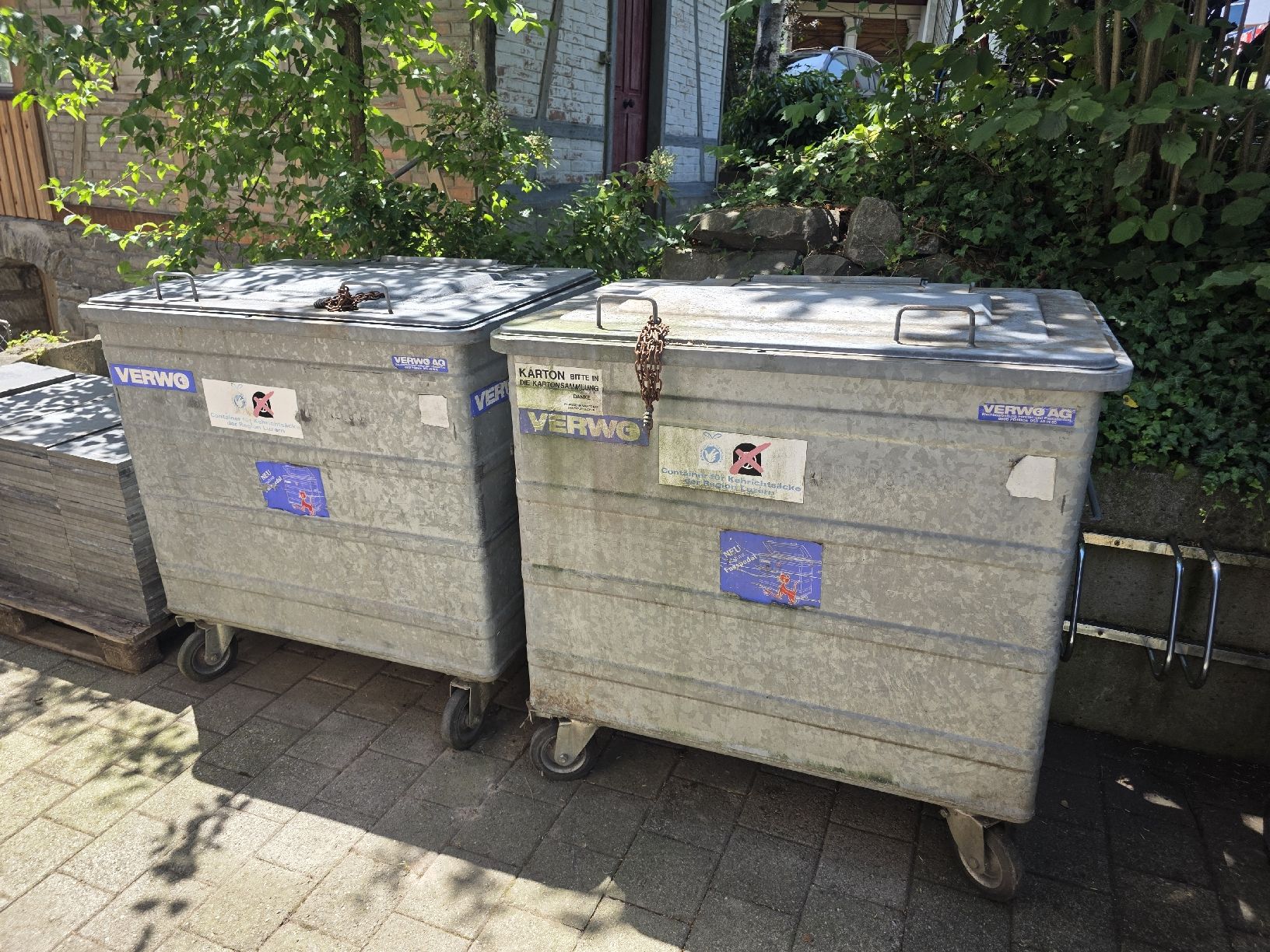 Banconi: Abfall Container verzinkt, 750 Liter  – Usato da Luzern venduto da Gemini-