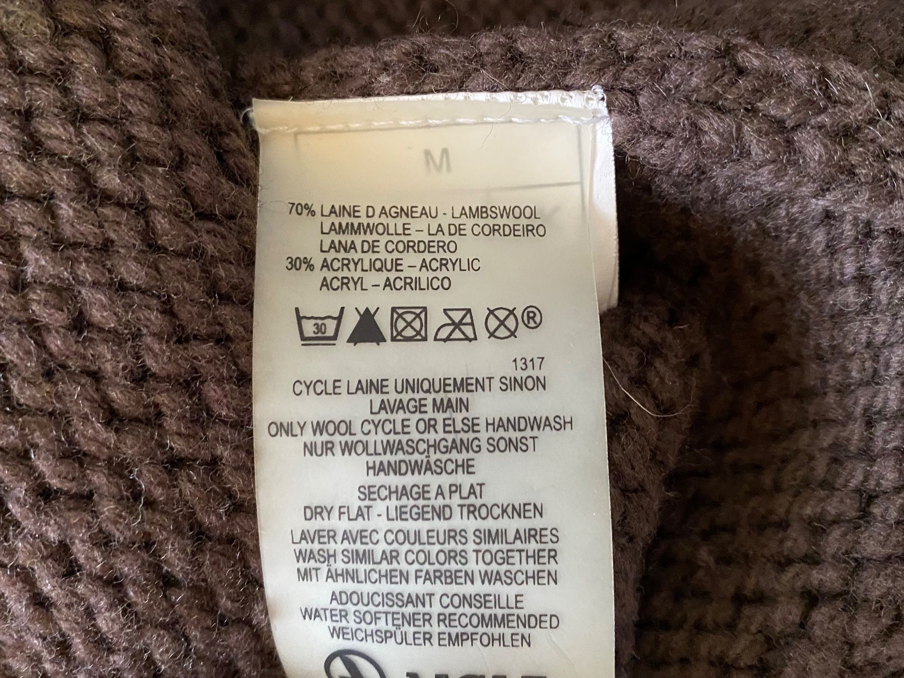 Giacche: wunderschöne Strickjacke AIGLE Gr.M +++top+++ Lammwolle – Usato da Wallenried venduto da Asyano 7