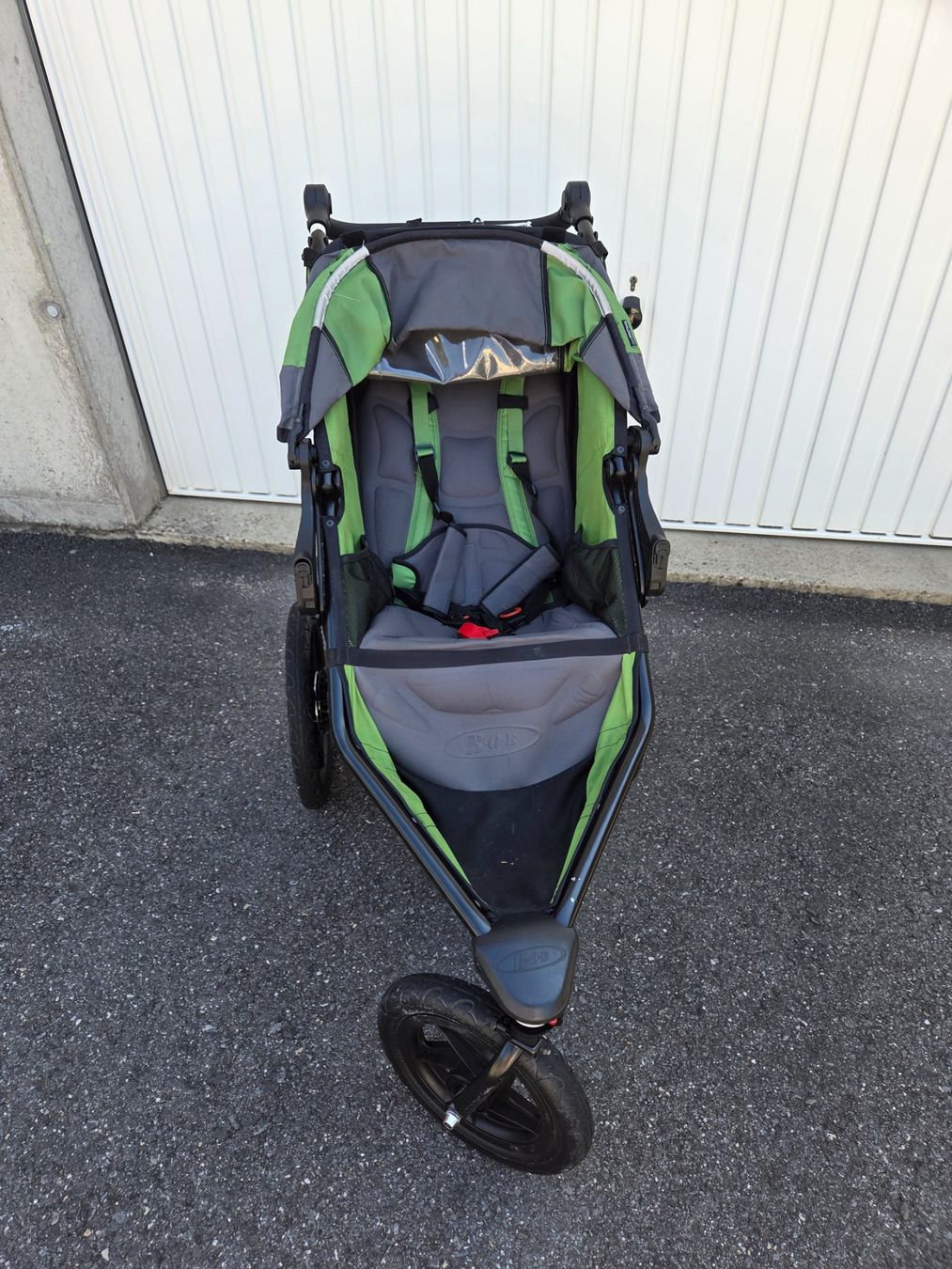 Britax Römer Poussette: Set complet  poussette sport: Jogger Run – D'occasion à Geneveys-Coffrane par sb__tgb7