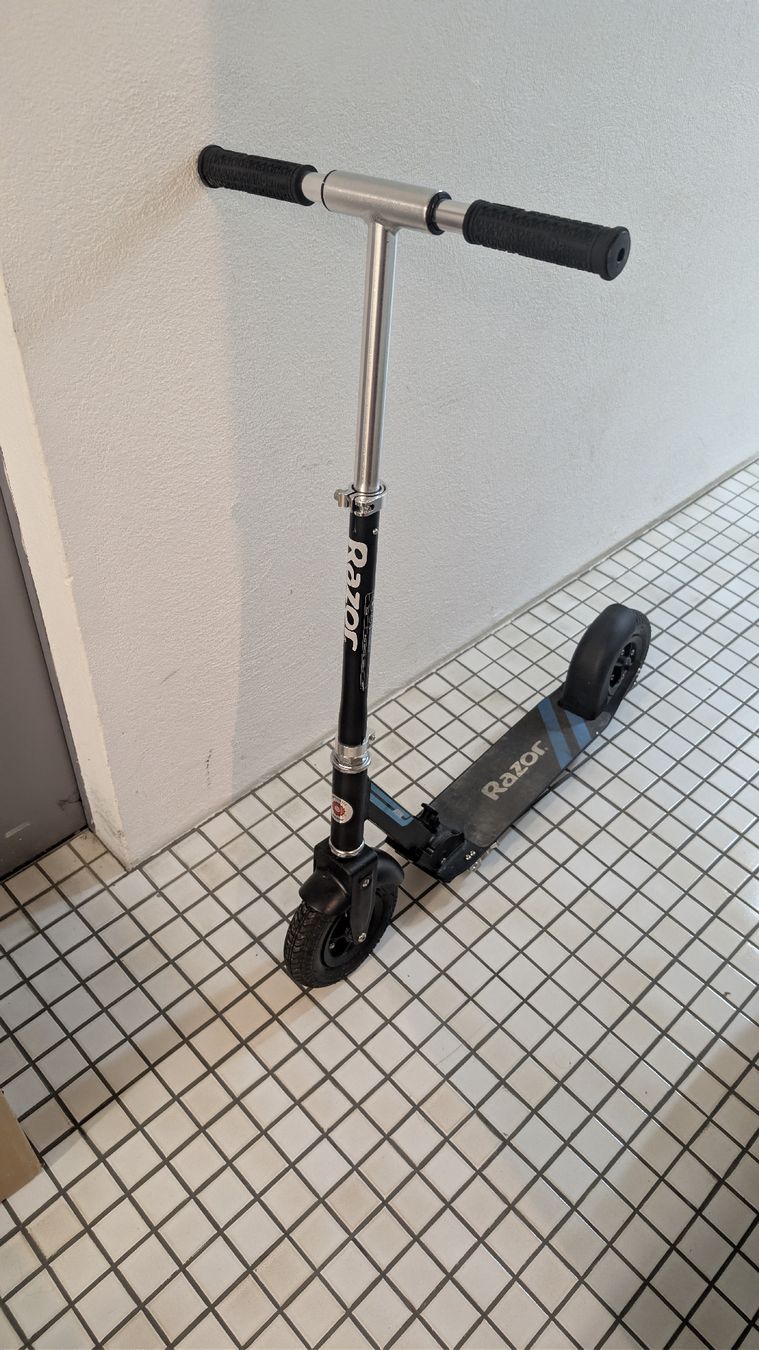 Kickboard: Trottinette – Usato da Monthey venduto da youpilavie
