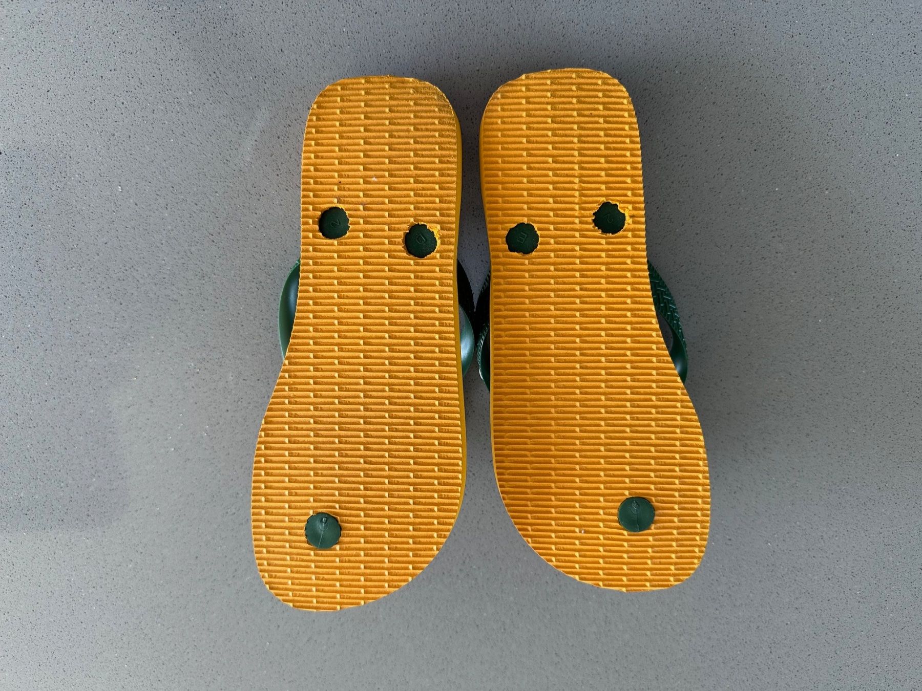 Havaianas Scarpe da uomo: Havaianas – Nuovo (secondo la descrizione) da Horgen venduto da uwolfers 1