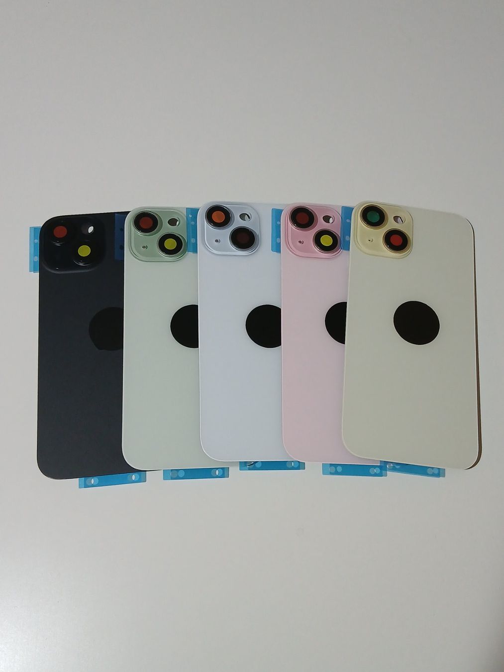 Apple Cover & Protezioni schermo: Coque arrière Iphone 15 – Nuovo e nell'imballaggio originale da Leukerbad venduto da wor_sf98