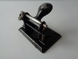 Antiker Locher