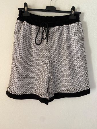 SOMMER HOSEN-SCHWARZ-WEISS-DAMEN