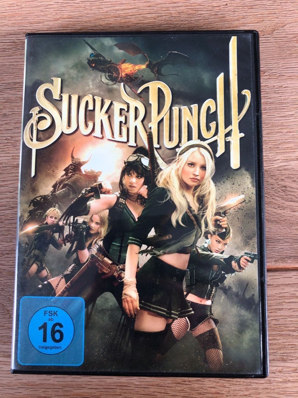 Tutti i DVDs: DVD Sucker Punch – Usato da Oberwil b.Büren venduto da holzschnitzu