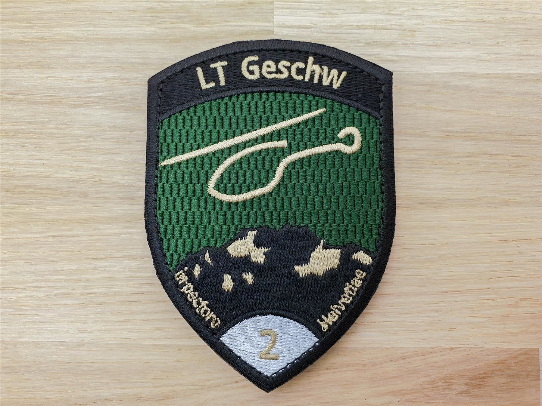 Placchette & Badge: Badge LT Geschw 2 grau – Usato da Erlinsbach venduto da S700