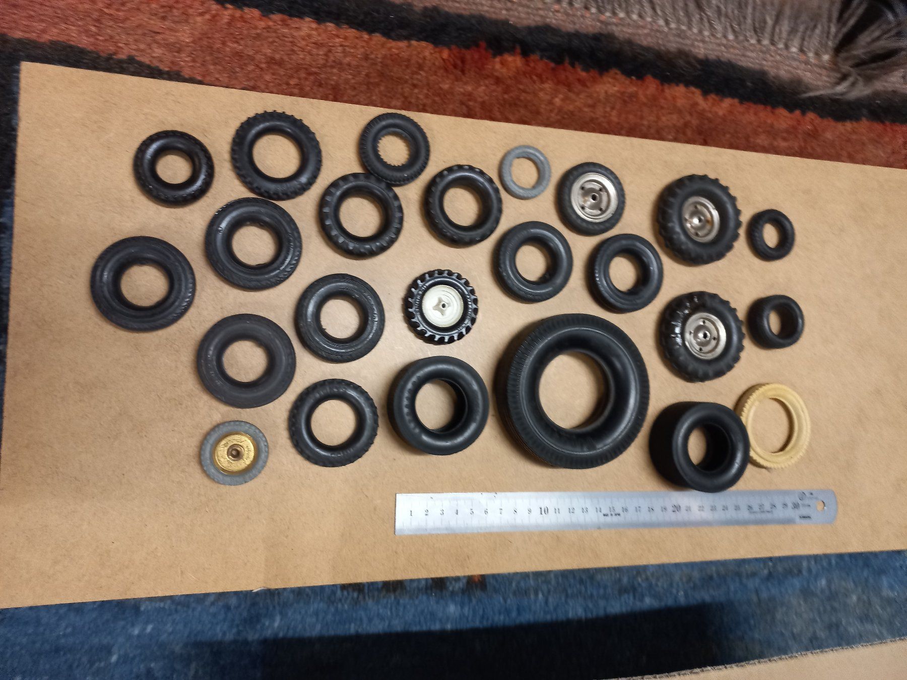 Meccano Giocattoli: Bastlerware:  Pneus und Meccano – Usato da Ammerswil AG venduto da savinir 6