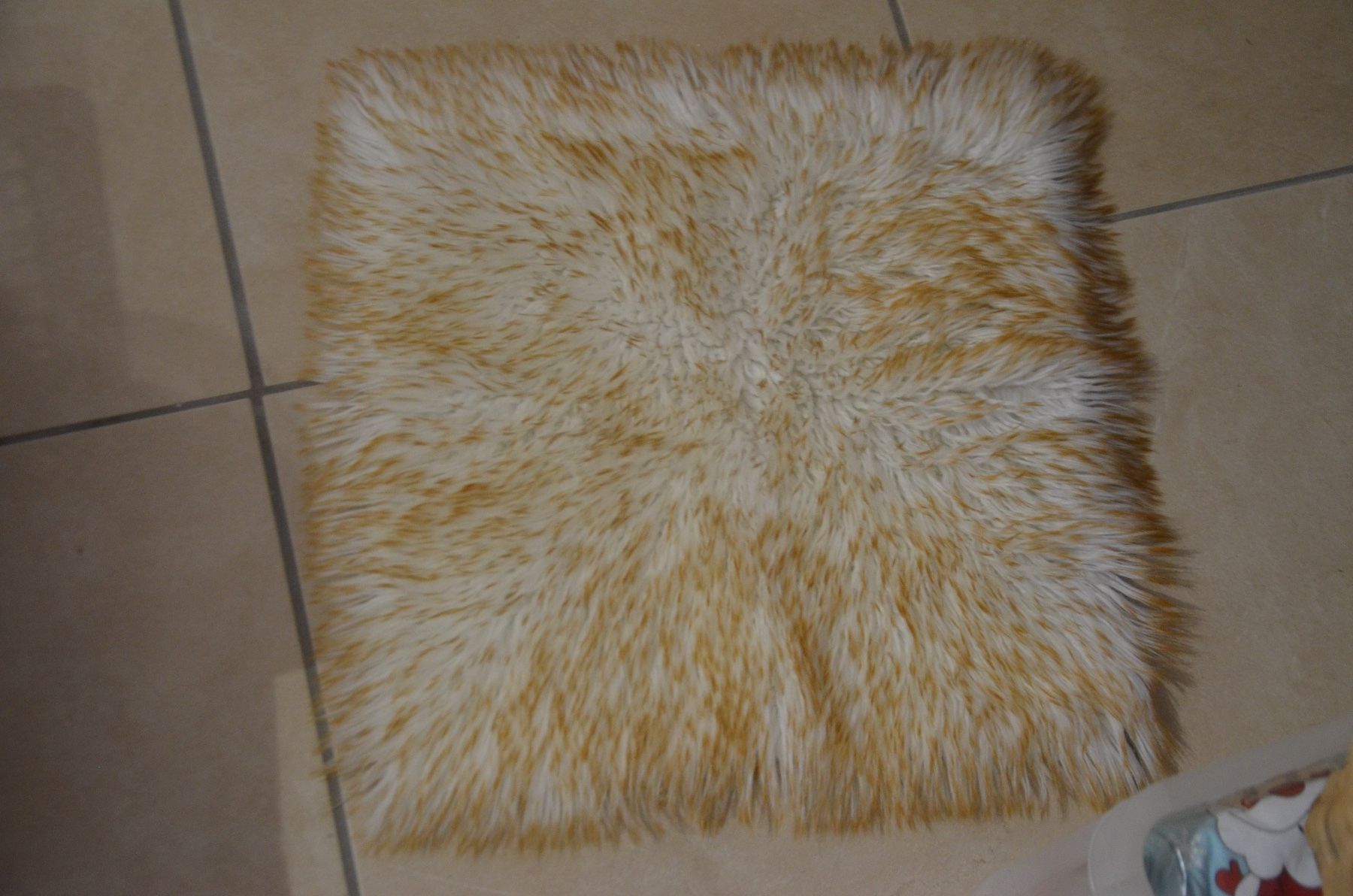 Tappeti: TAPIS - TEPPICHE - CM 42X43 – Usato da Chiasso venduto da Dolly015