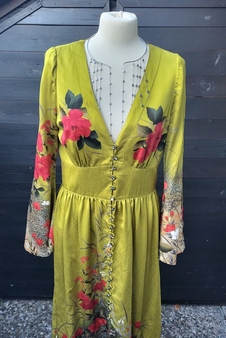 Vestiti: Robe en soie olive – Nuovo (secondo la descrizione) da Fribourg venduto da VictoriaShop7 1
