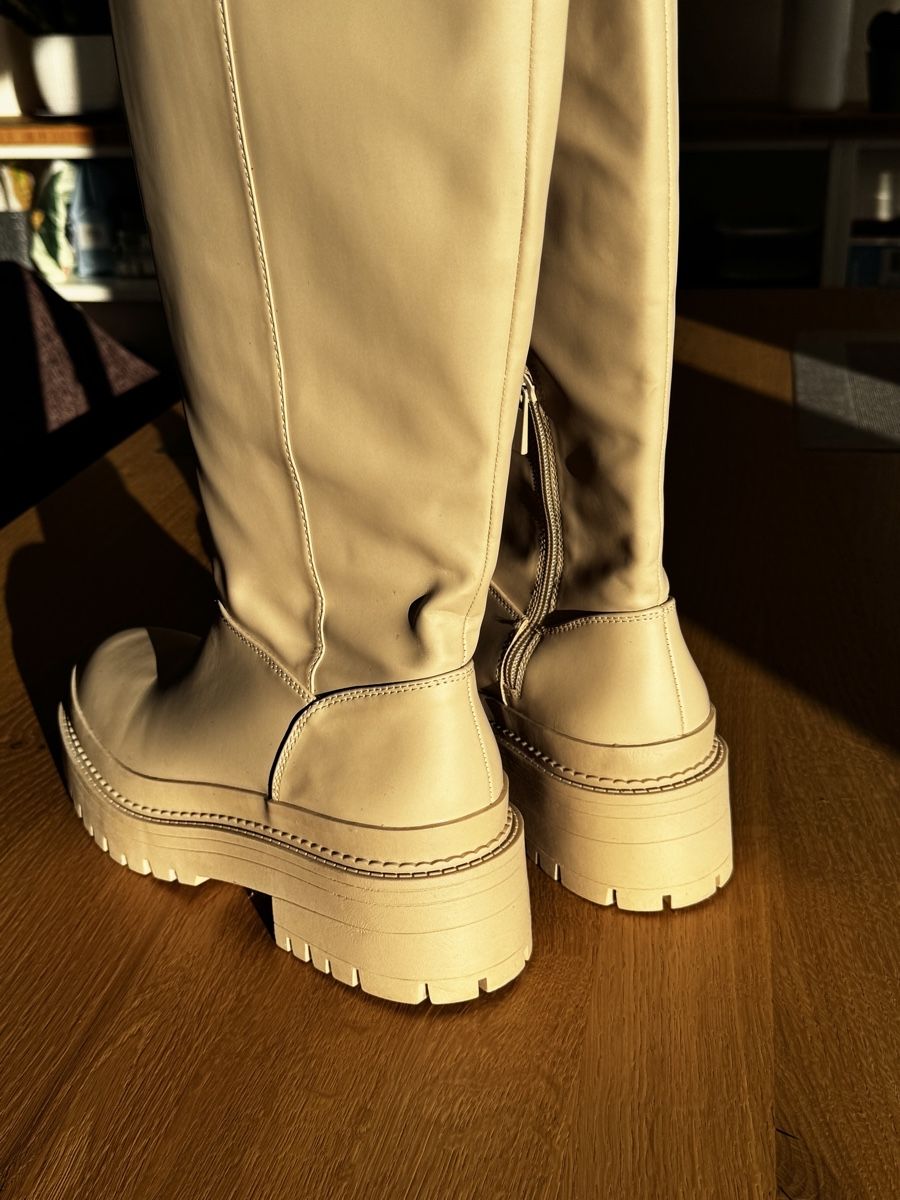 Stradivarius Scarpe da donna: 👢 Stradivarius Lederstiefel – Grösse 40 – Nuovo (secondo la descrizione) da Niederbuchsiten venduto da GreenGems 7