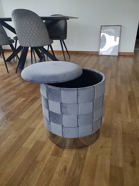 Tabourets: Hocker mit Stauraum – D'occasion à Jona par Paula_54 1