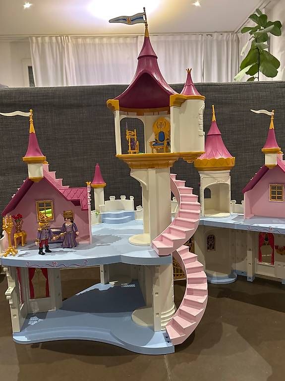 Giocattoli: Chateau Playmobil 6848 – Usato da Lausanne venduto da acietri 2