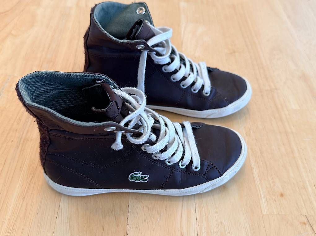 Lacoste Scarpe per ragazzi: Lacoste Kinder High-Top Sneaker - Gr. 30 – Usato da Untersiggenthal venduto da Yefe 2