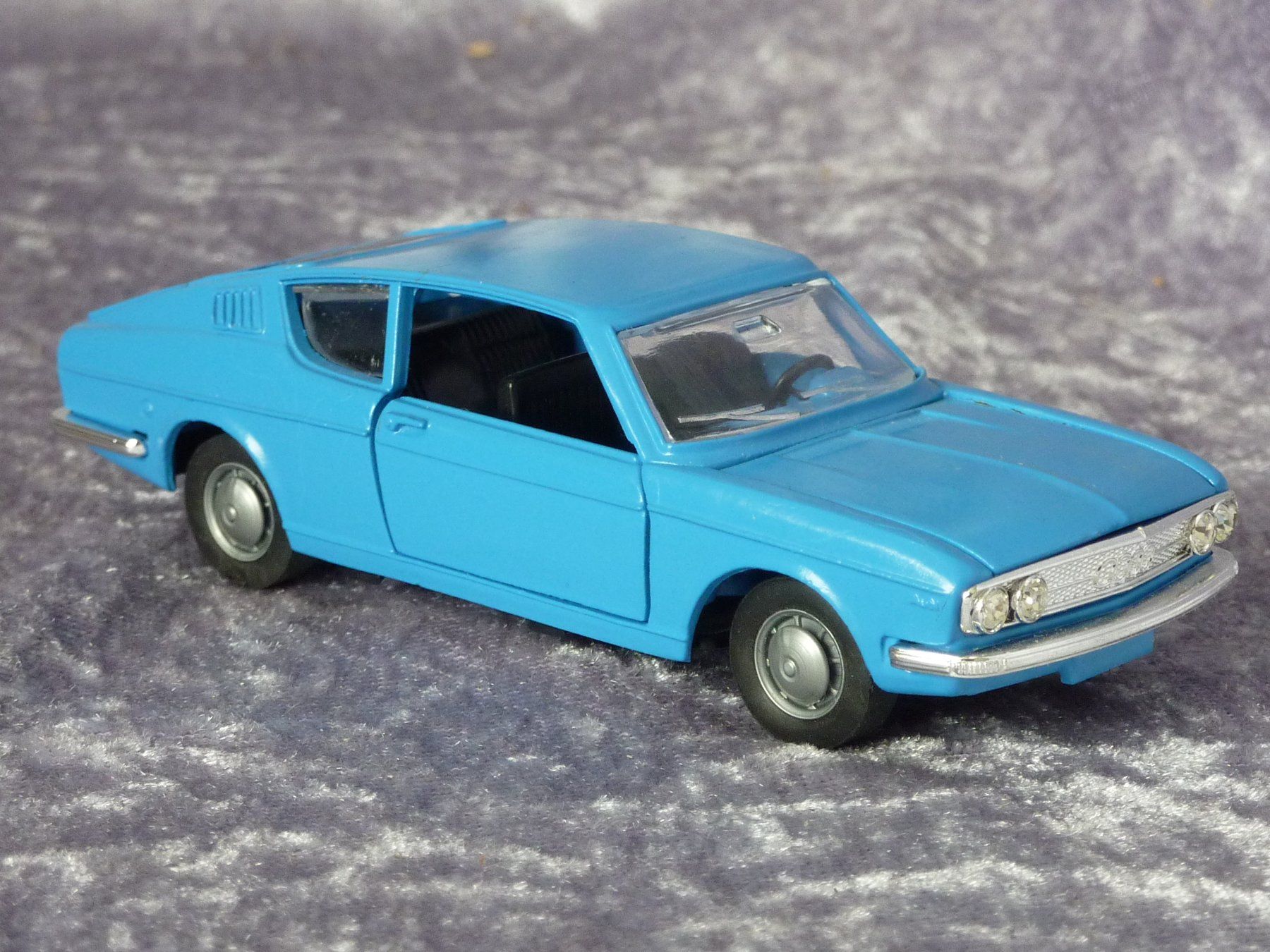 Audi Modellini d'auto: Audi 100S Coupe 1:43 – Nuovo (secondo la descrizione) da Dürrenäsch venduto da modellautos4you 6